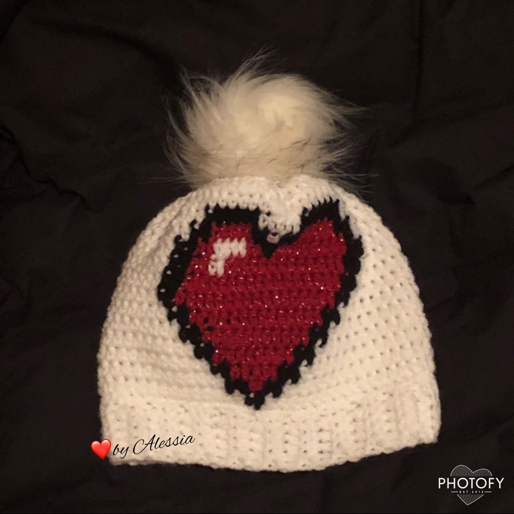 Heart Pom Pom hat